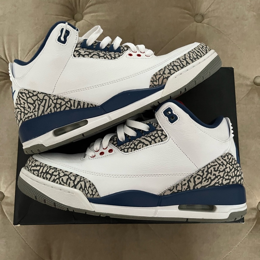 Nike Air Jordan 3 retro True Blue size 10